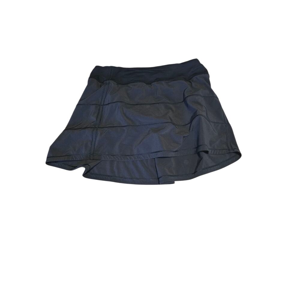 Black Lululemon skort with pocket, size 6